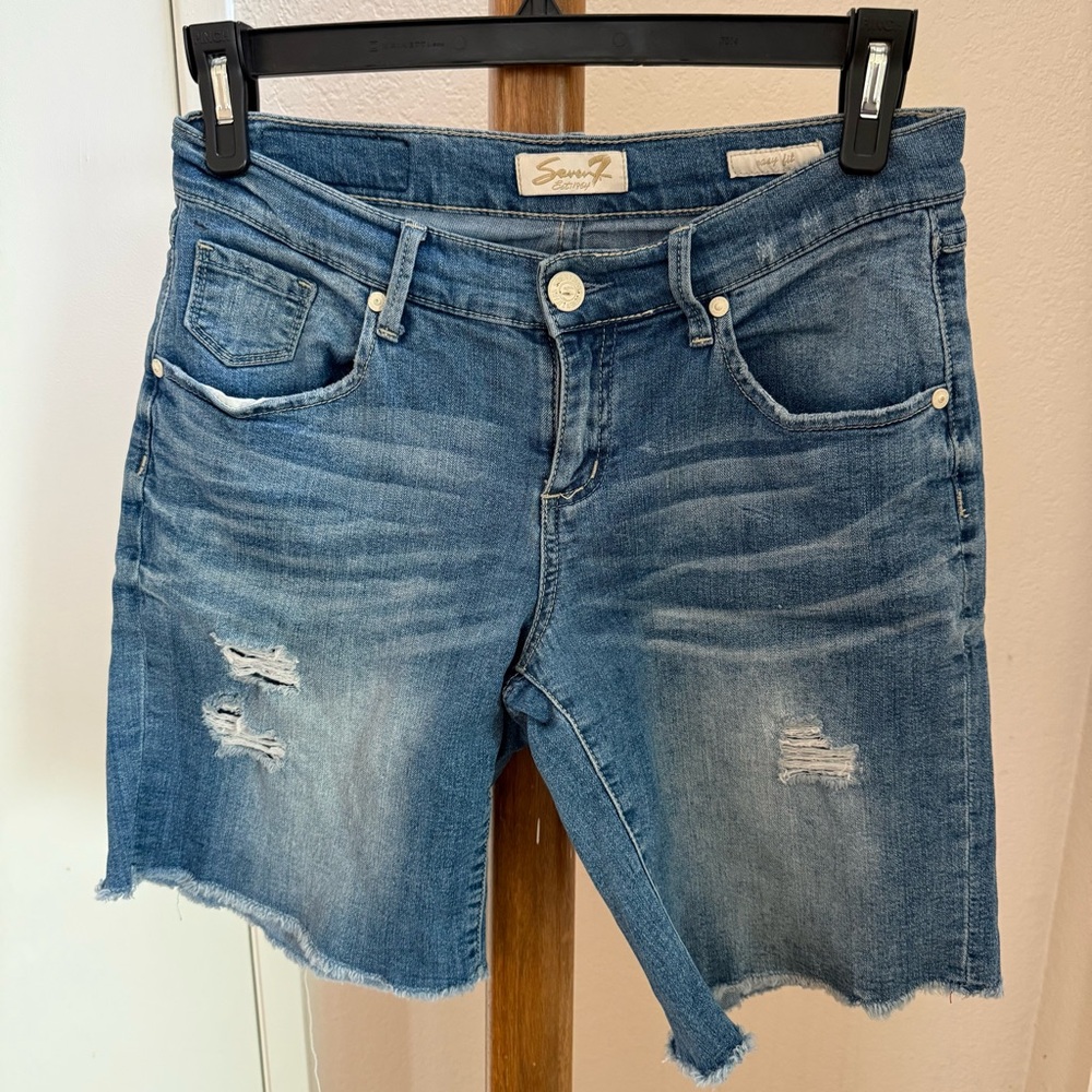 Seven7 Blue Denim Medium wash Relaxed Fit Boyfriend‎ Shorts-Size 8